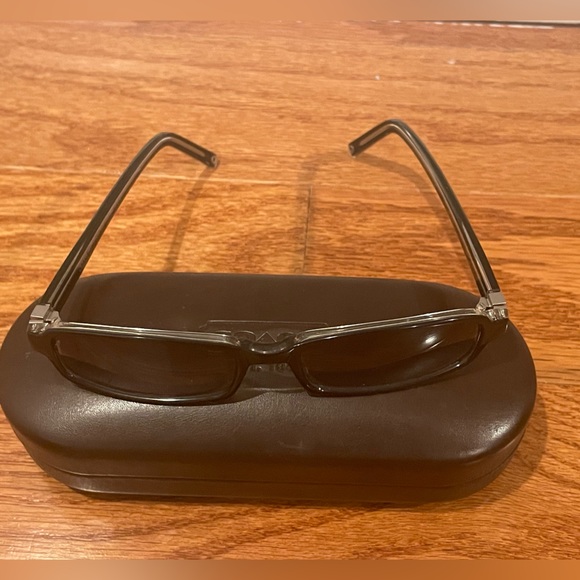 (Authentic) Black Coach Sunglasses - Picture 5 of 5